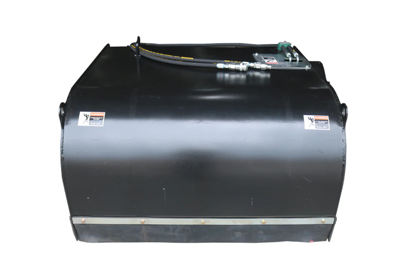 Mini-skidstyrd hydraulisk pickupbox med kvast och sopmaskin