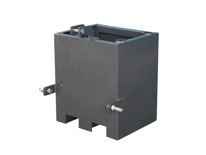 Håll din traktor stabil och säker med ballastlådan T-BLSTB25